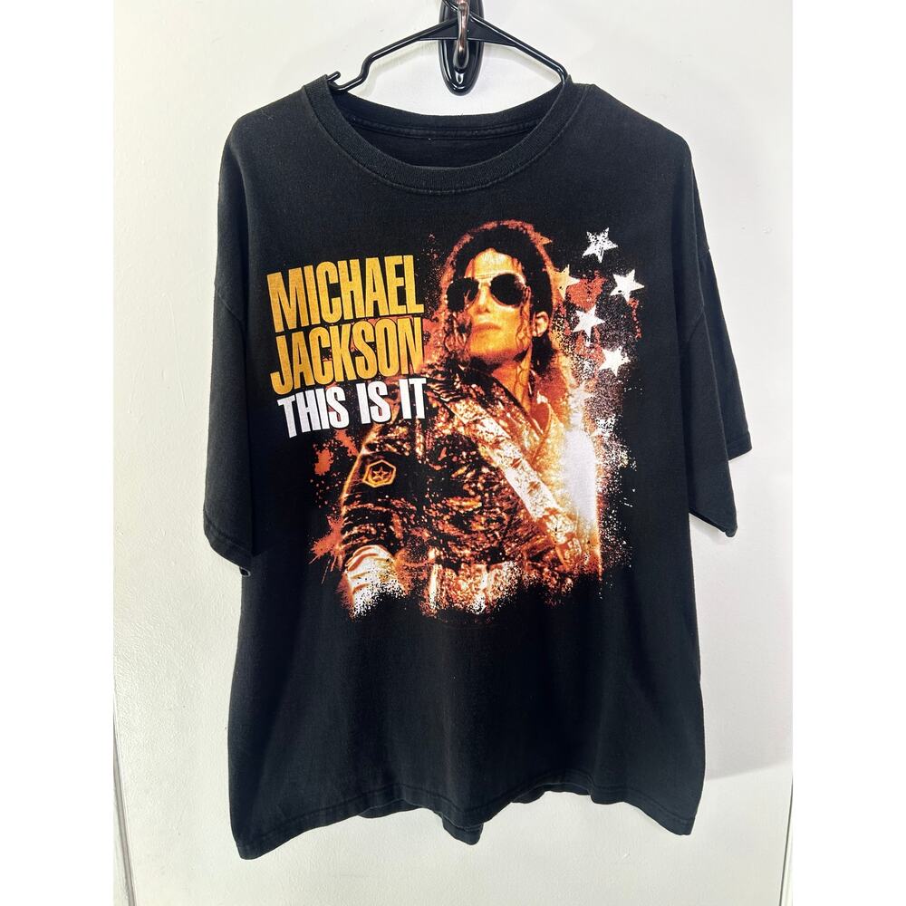 Vintage Michael Jackson “This Is It” Tour Shirt size Large